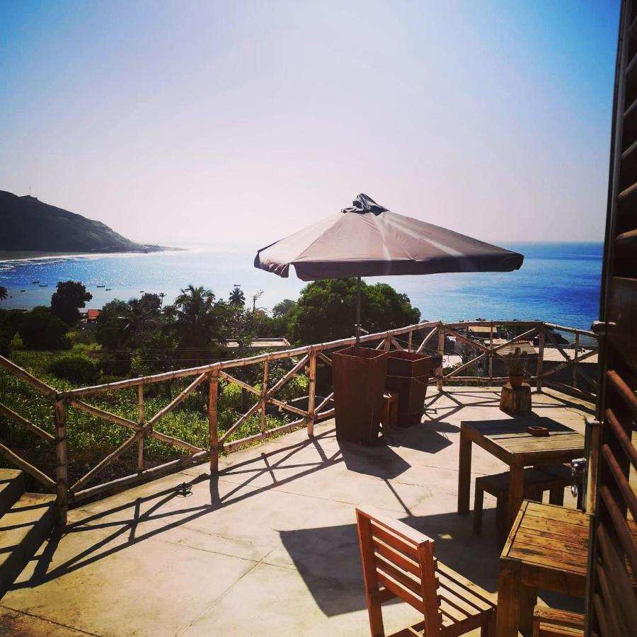Kaza Ladera Bed & Breakfast Seladinha Exterior photo