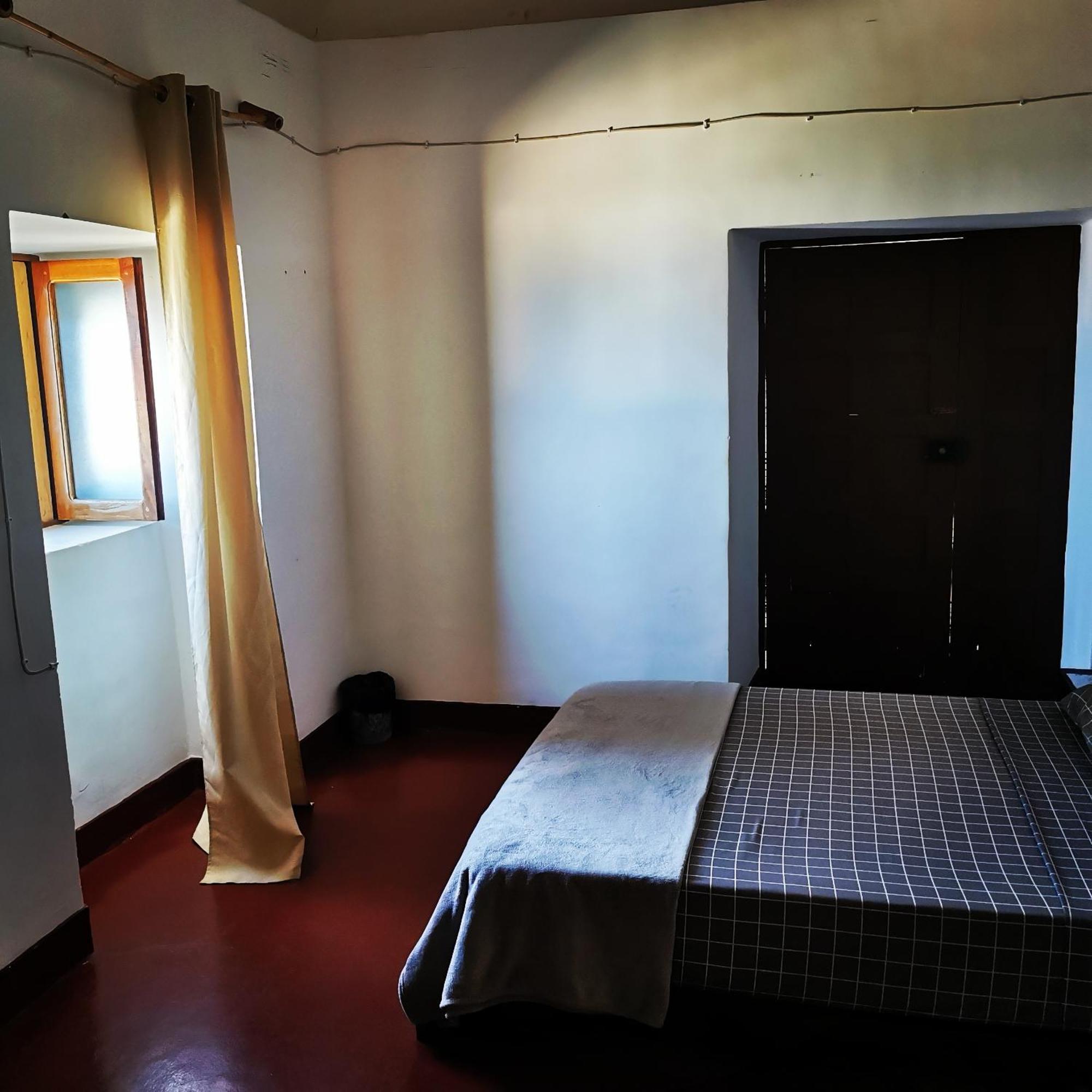 Kaza Ladera Bed & Breakfast Seladinha Room photo